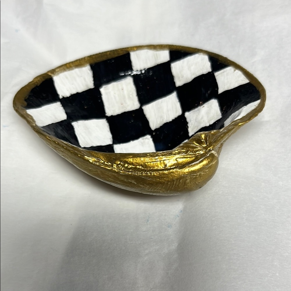 Handcrafted  Royal Check Trinket Shell Dish - Picture 5 of 9